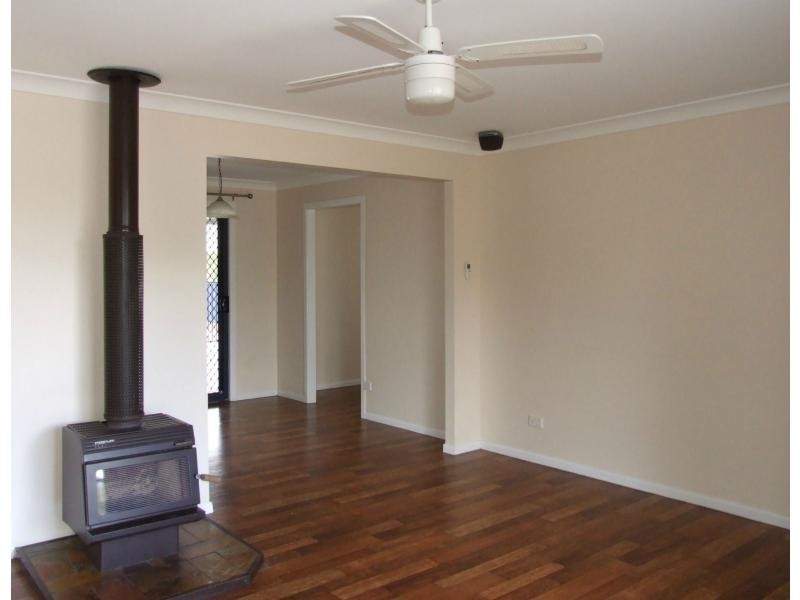 46 Loretto Drive, Oakhurst QLD 4650