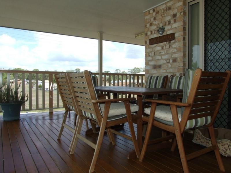 11a Seaview Avenue, Maaroom QLD 4650