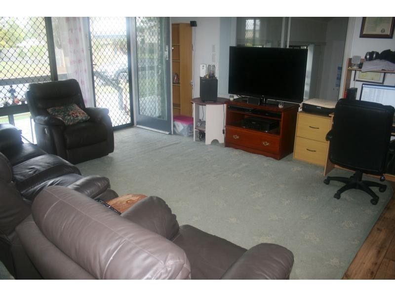 18 Wynne Parade, Maryborough QLD 4650