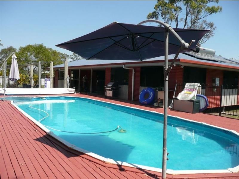 73 Barlow Street, Maryborough West QLD 4650