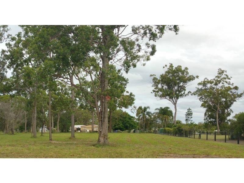 229 Woocoo Drive, Oakhurst QLD 4650