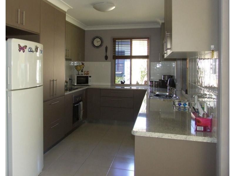 17 Lomandra Lane, Dunmora QLD 4650