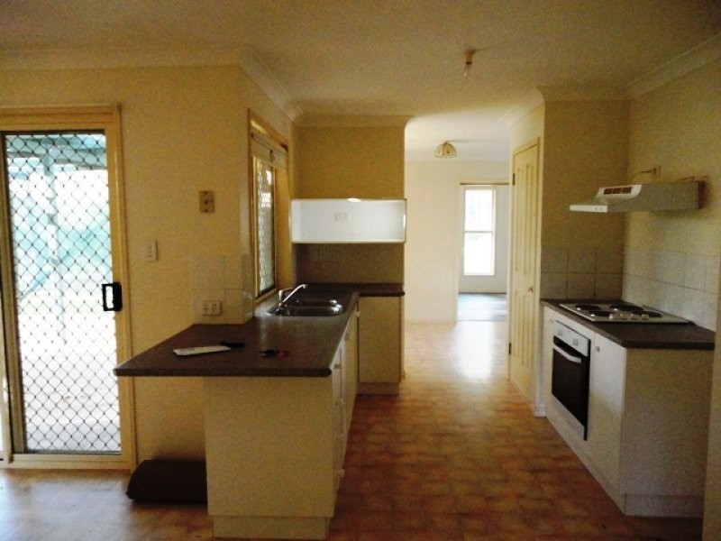 Kensington Grove QLD 4341