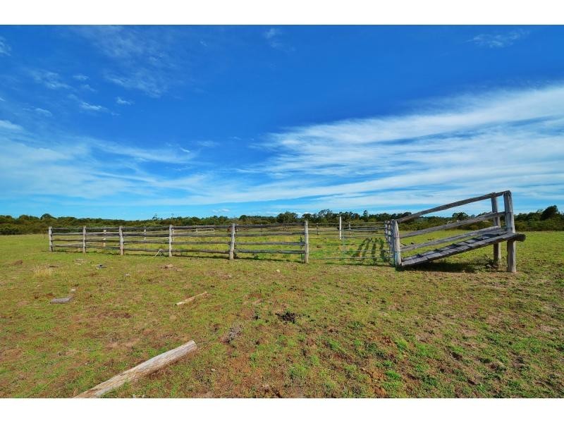 64 Brightview Road, Regency Downs QLD 4341