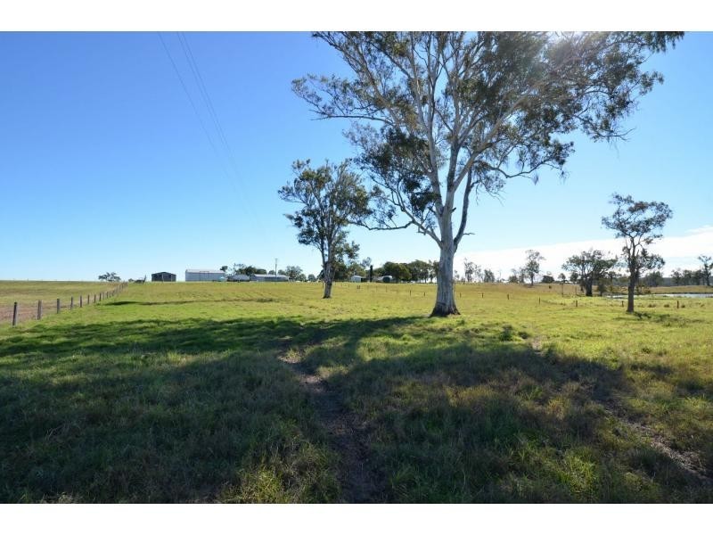 180 Harpeng Road, Wivenhoe Pocket QLD 4306