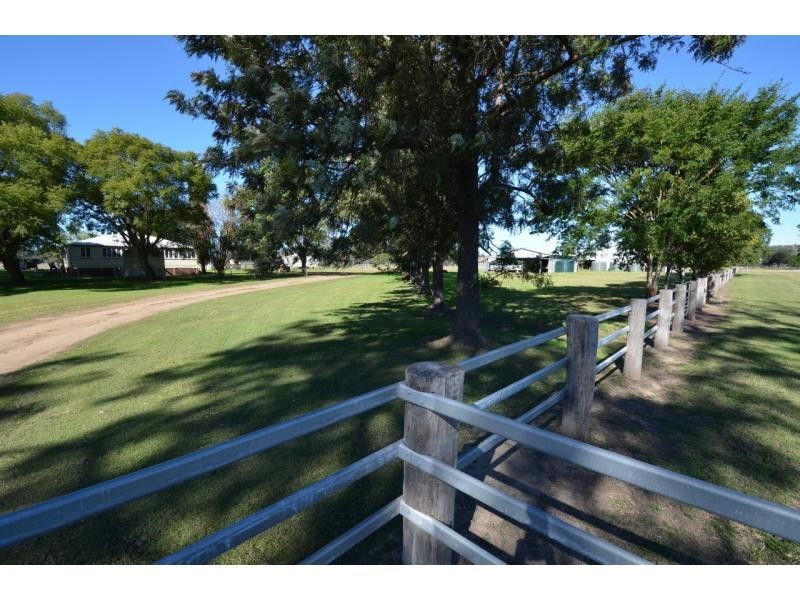 180 Harpeng Road, Wivenhoe Pocket QLD 4306