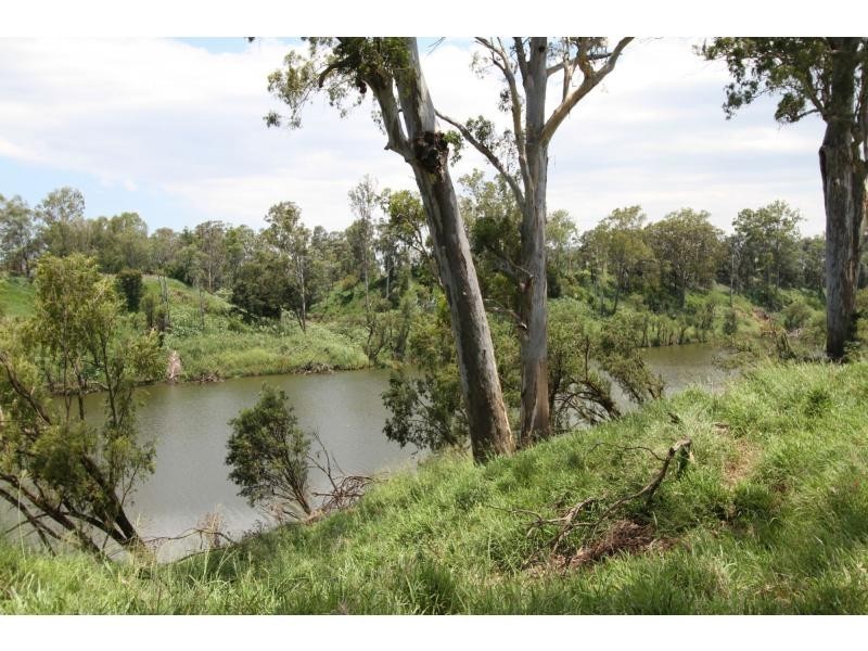 180 Harpeng Road, Wivenhoe Pocket QLD 4306