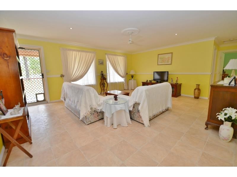 5 Kingfisher Court, Regency Downs QLD 4341