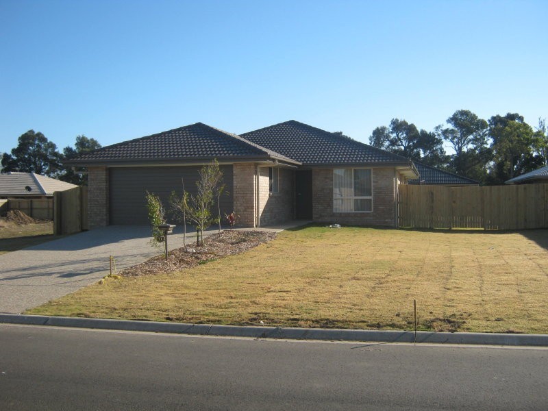 11 Bottlebrush Place, Laidley QLD 4341