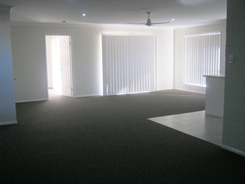 11 Bottlebrush Place, Laidley QLD 4341