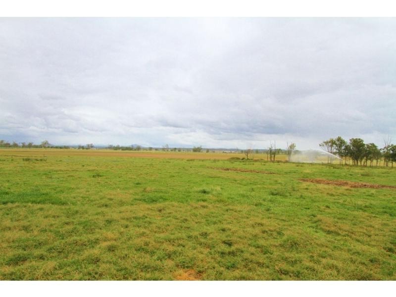 76 Clarendon Station Road, Clarendon QLD 4311