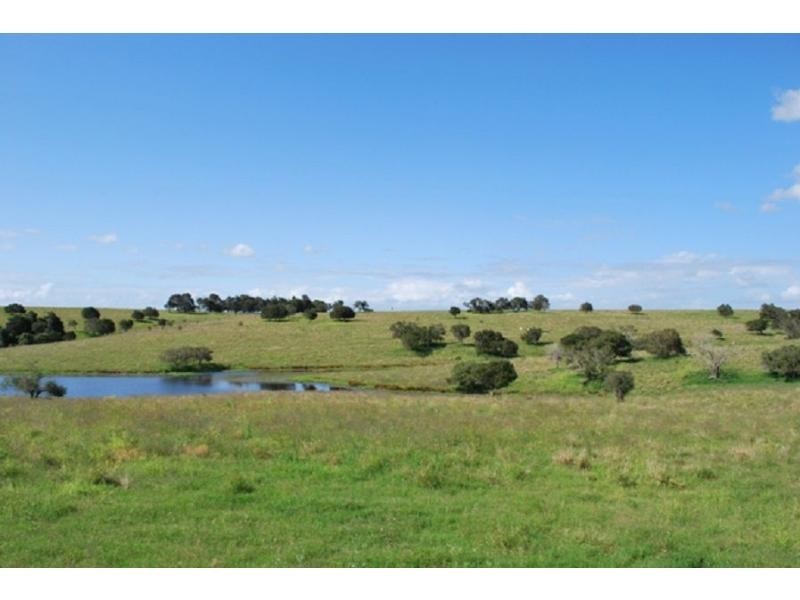 2406 Warrego Highway, Haigslea QLD 4306