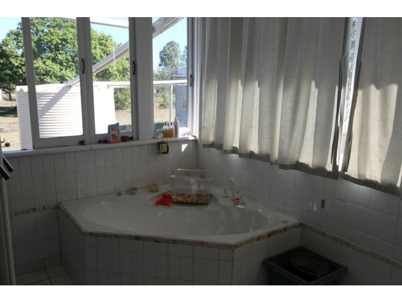 Lockyer Waters QLD 4311