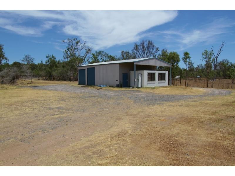 Lake Clarendon QLD 4343