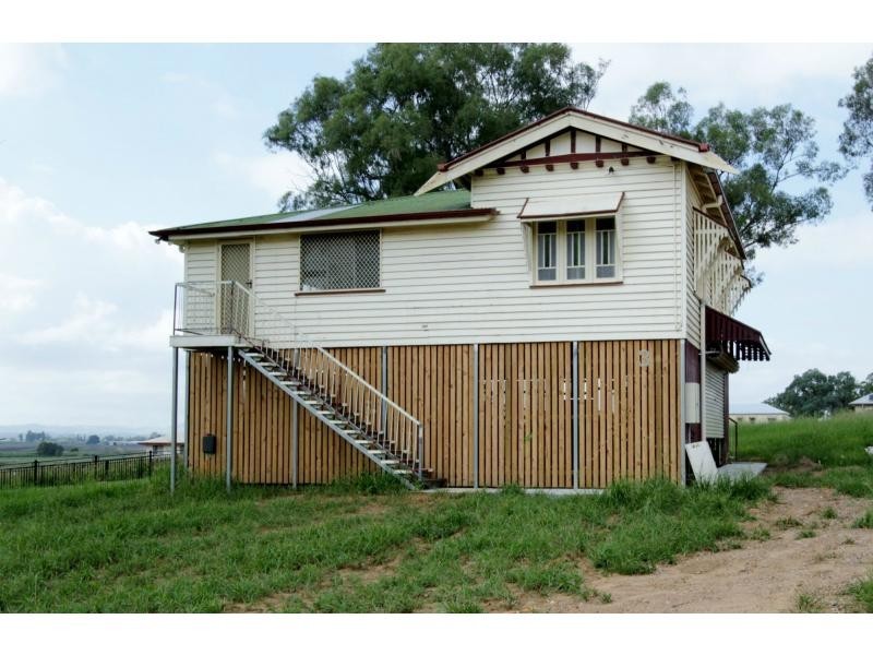 3 Batlzer Court, Grantham QLD 4347
