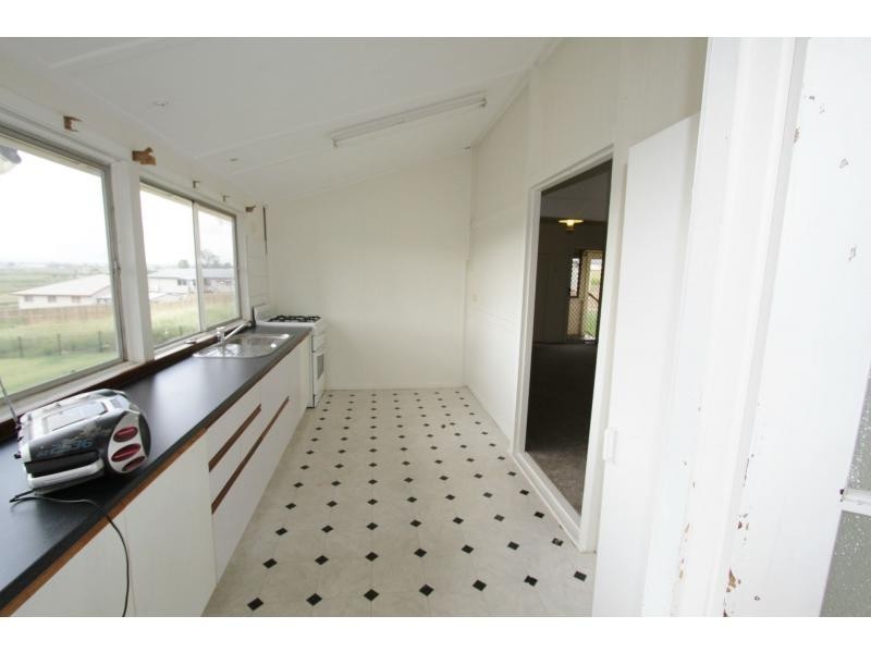 3 Batlzer Court, Grantham QLD 4347