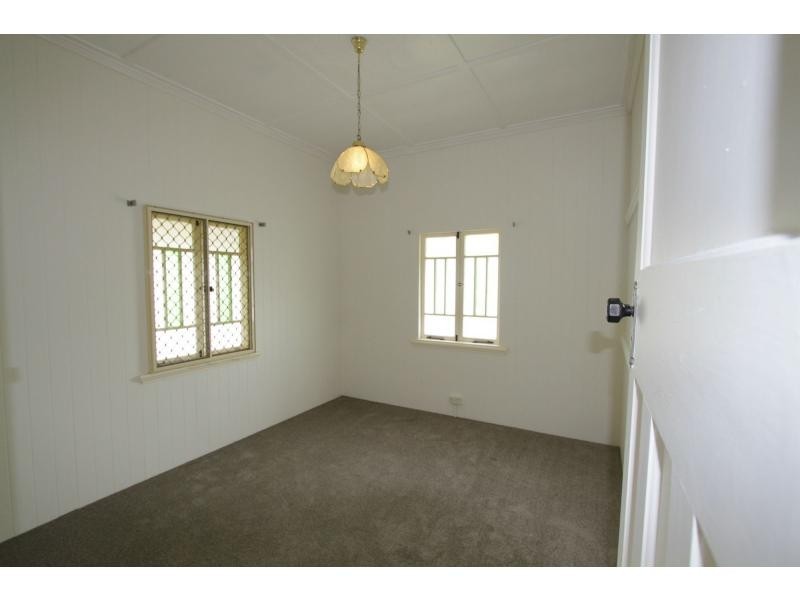3 Batlzer Court, Grantham QLD 4347