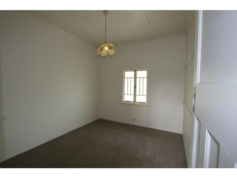 3 Batlzer Court, Grantham QLD 4347