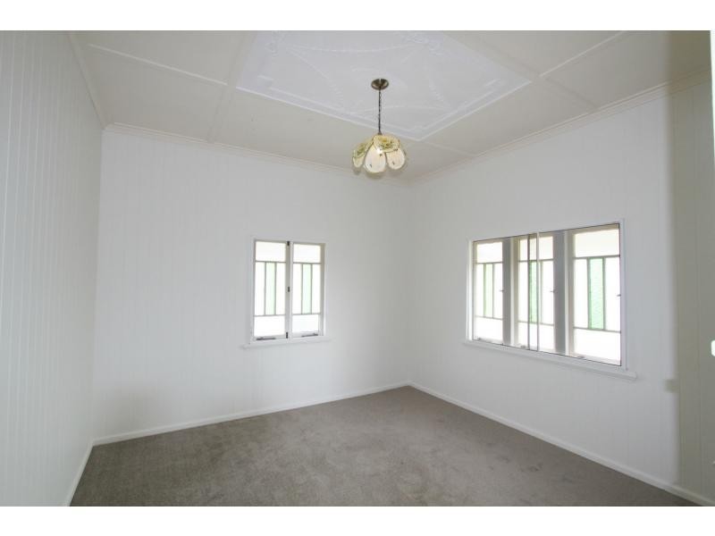3 Batlzer Court, Grantham QLD 4347