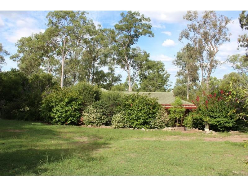9 HEDGES Court, Laidley Heights QLD 4341