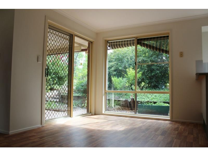 9 HEDGES Court, Laidley Heights QLD 4341