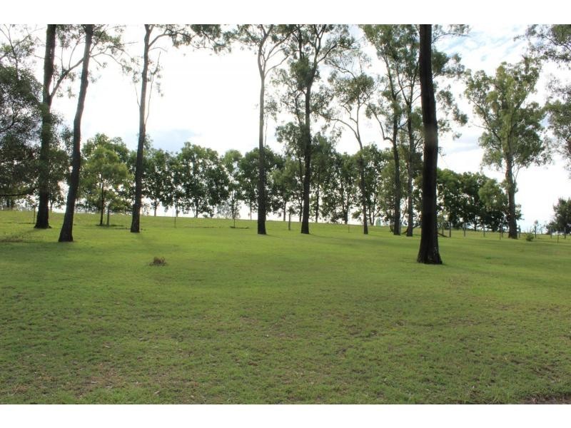 9 HEDGES Court, Laidley Heights QLD 4341