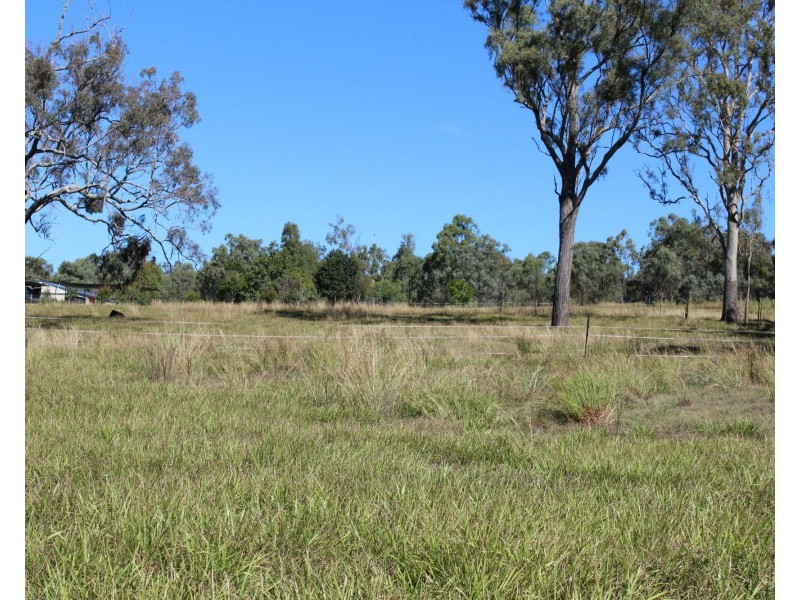 20 Moonlight Parade, Laidley South QLD 4341