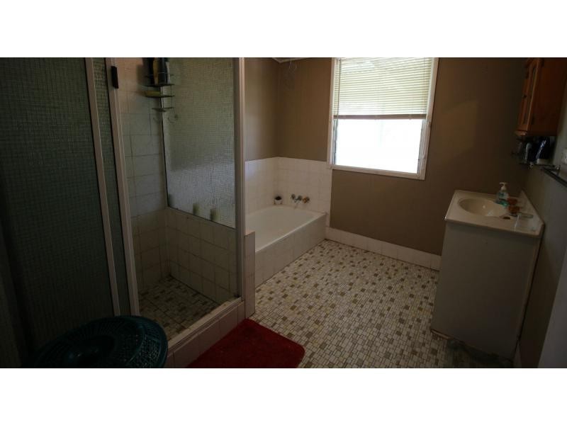 Lockyer Waters QLD 4311