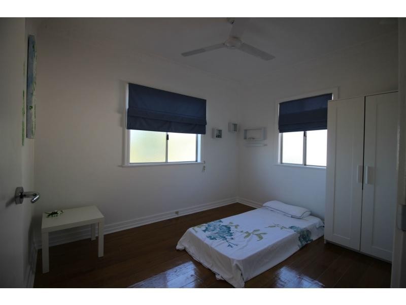 Silkstone QLD 4304