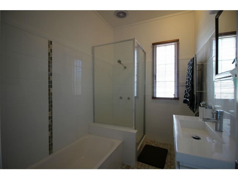 Silkstone QLD 4304