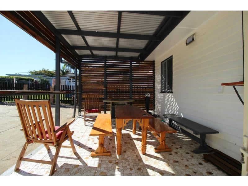 Silkstone QLD 4304