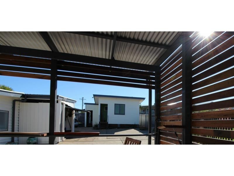 Silkstone QLD 4304
