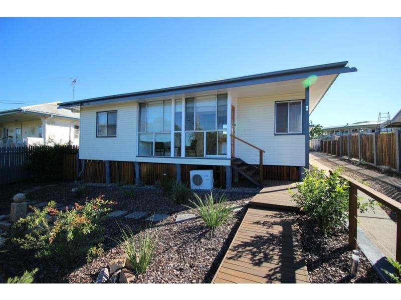 Silkstone QLD 4304