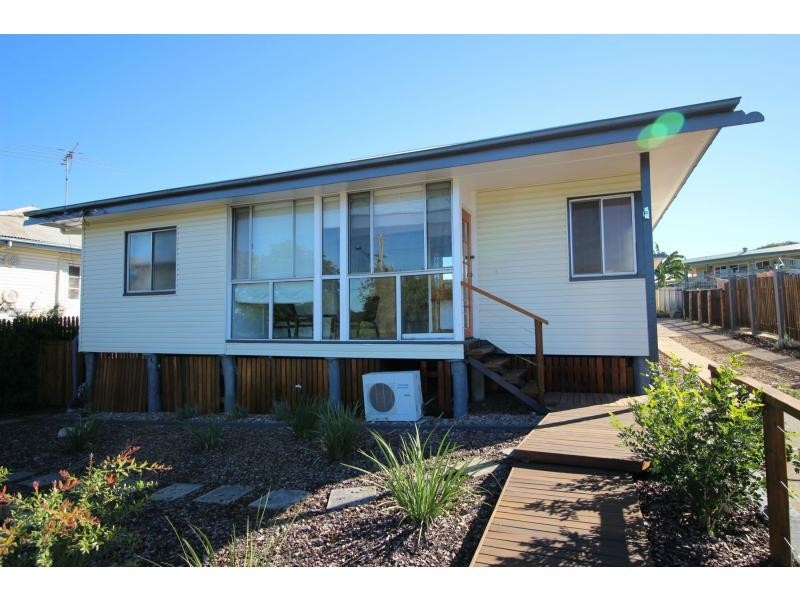 Silkstone QLD 4304