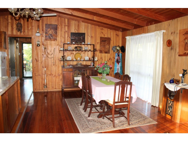 12 Lakes Street, Atkinsons Dam QLD 4311