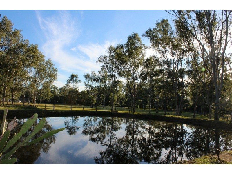 12 Lakes Street, Atkinsons Dam QLD 4311