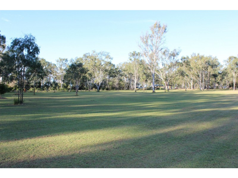 12 Lakes Street, Atkinsons Dam QLD 4311