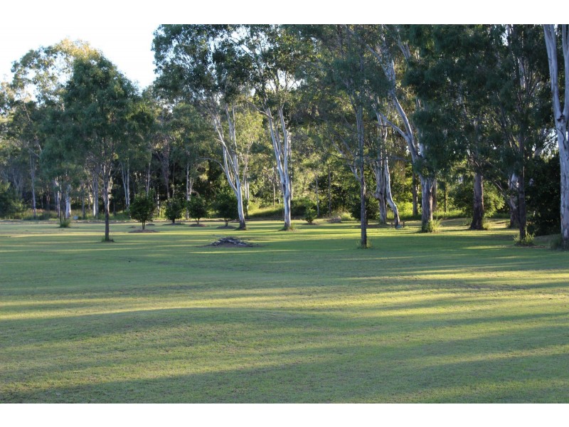 12 Lakes Street, Atkinsons Dam QLD 4311