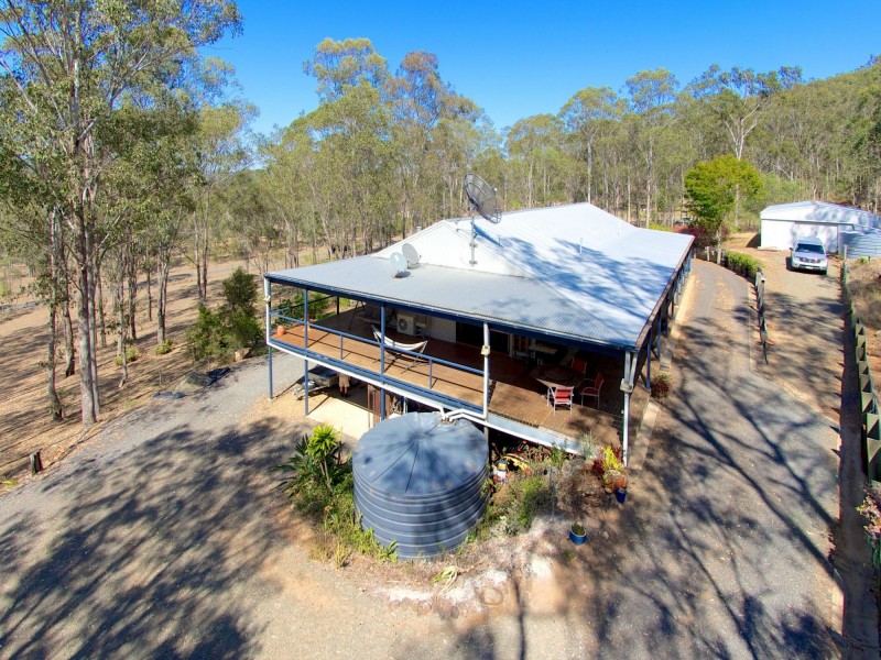58 Outlook Drive, Esk QLD 4312