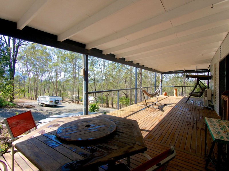 58 Outlook Drive, Esk QLD 4312