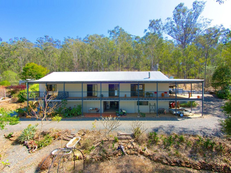 58 Outlook Drive, Esk QLD 4312