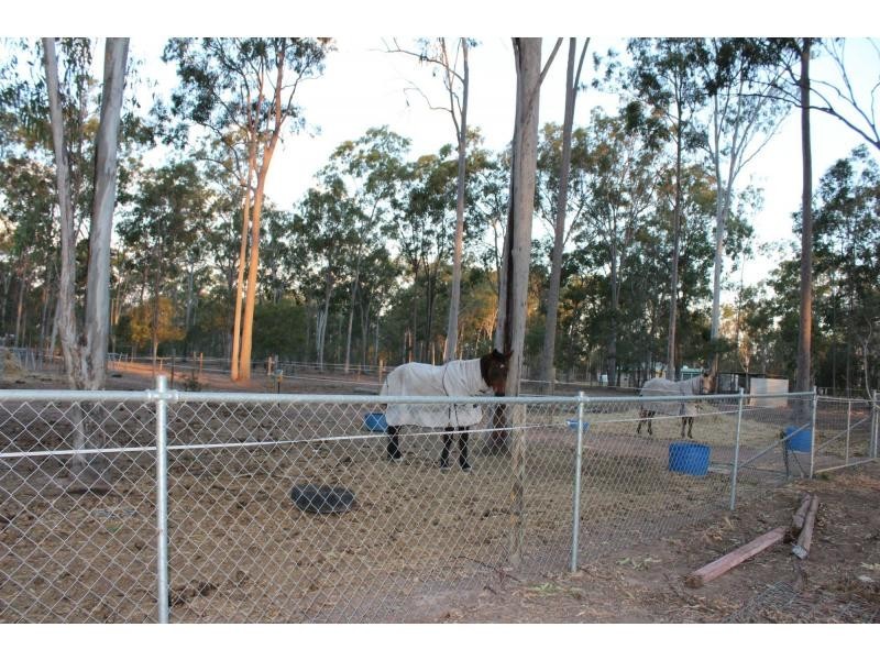 Lockyer Waters QLD 4311