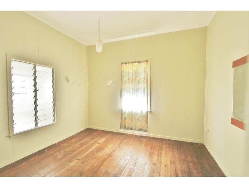 16 Church Street, Forest Hill QLD 4342