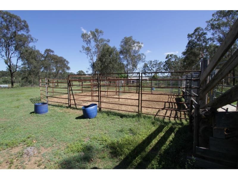 83 Sippels Road, Grandchester QLD 4340