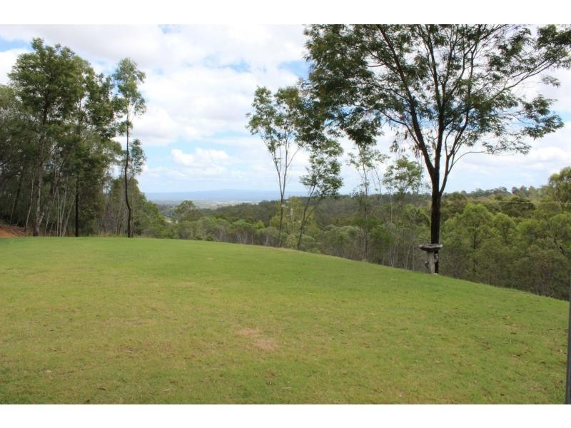 34 Range Crescent, Laidley QLD 4341