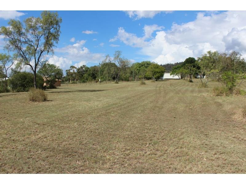 4 Mallee Court, Plainland QLD 4341