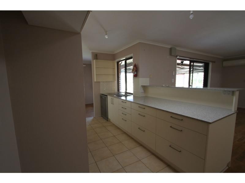 Wivenhoe Pocket QLD 4306