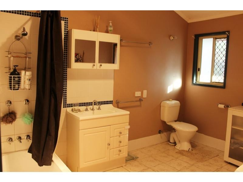 67 Australia 2 Drive, Kensington Grove QLD 4341