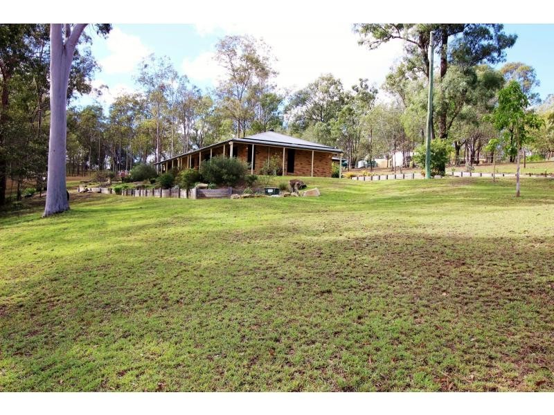 20 LAWRENCE Court South, Regency Downs QLD 4341