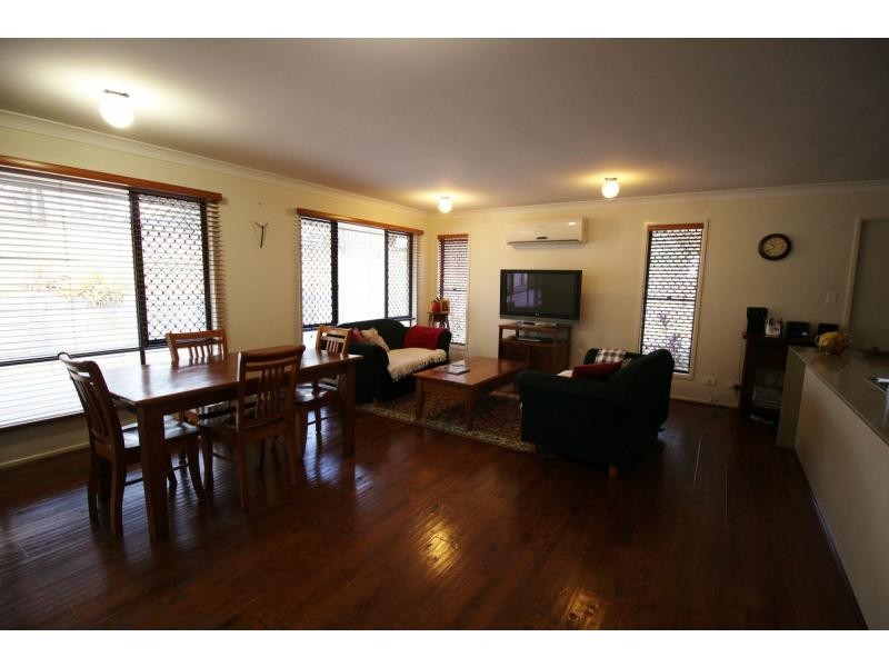 20 LAWRENCE Court South, Regency Downs QLD 4341